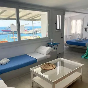 Lillies Mykonos Sea View Hébergement de vacances Tourlos